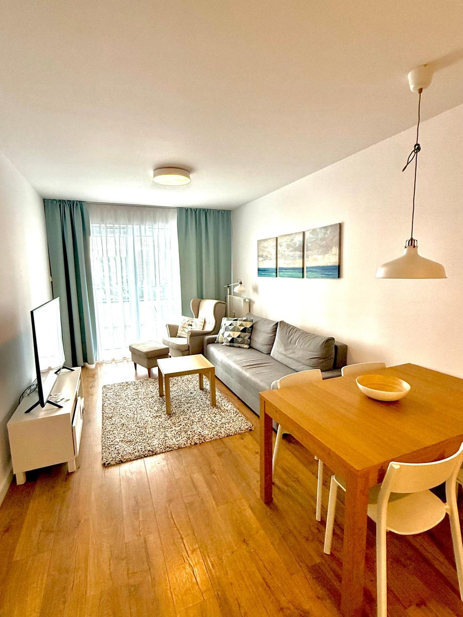 Lazar Apartamenty Nadmorskie Tarasy Колобжег Екстер'єр фото